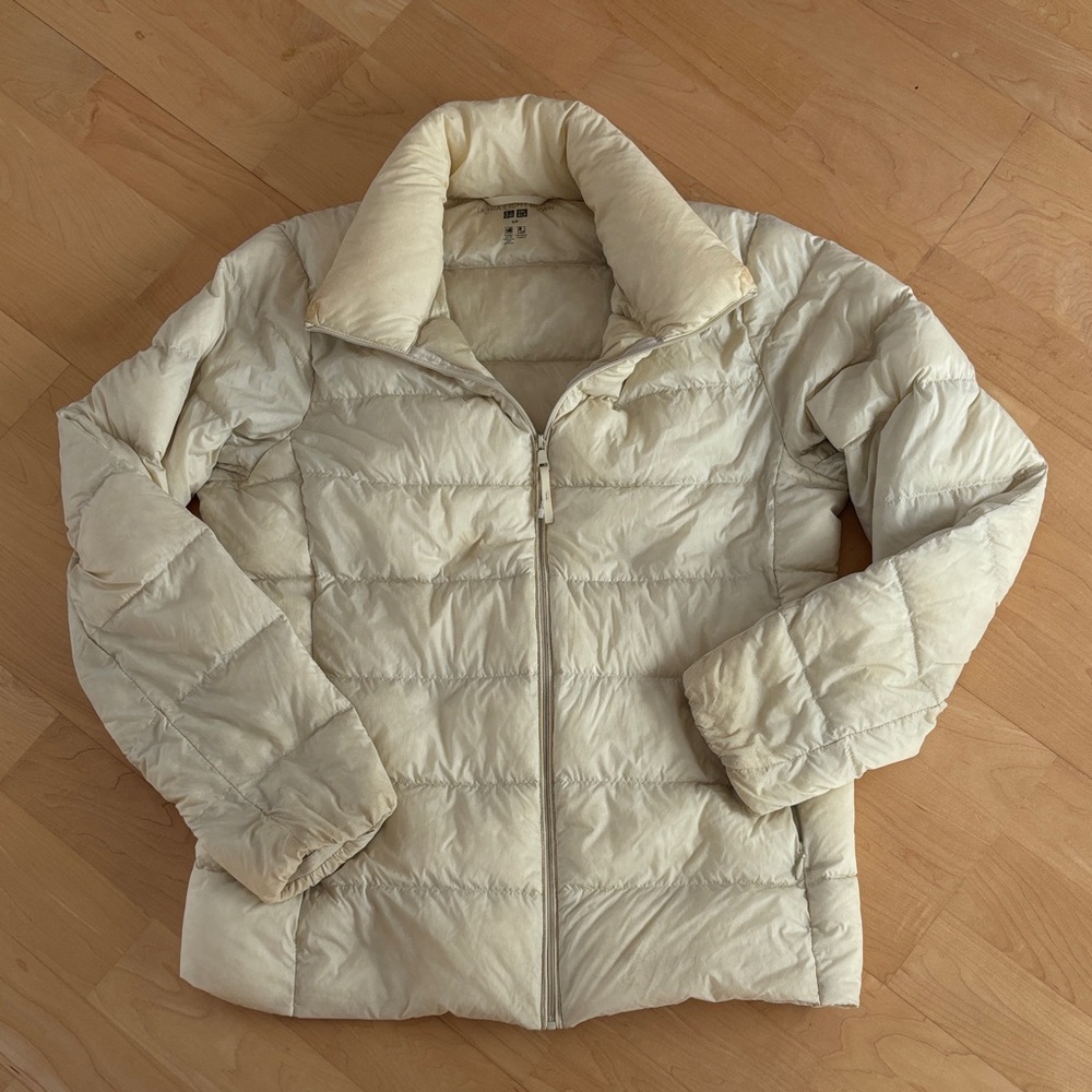 Uniqlo Women's Light Cream Puffer Jacket